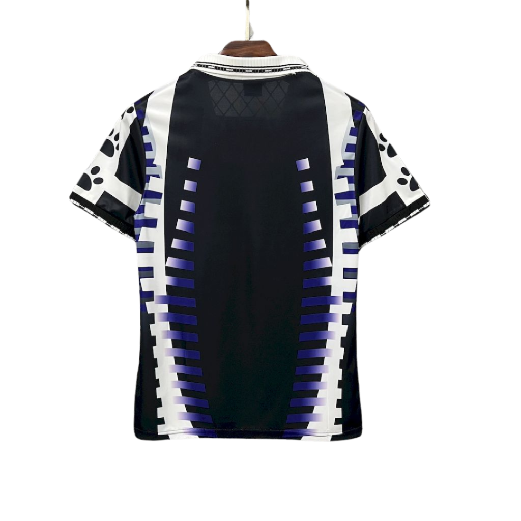 Camiseta Retro Real Madrid 1997/98